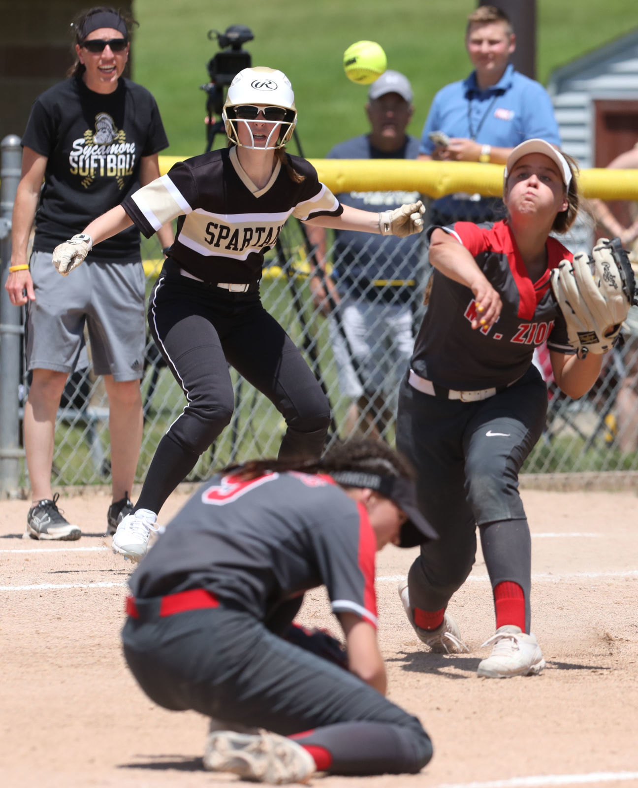 Mount Zion vs Sycamore softball 16 6.7.19.jpg